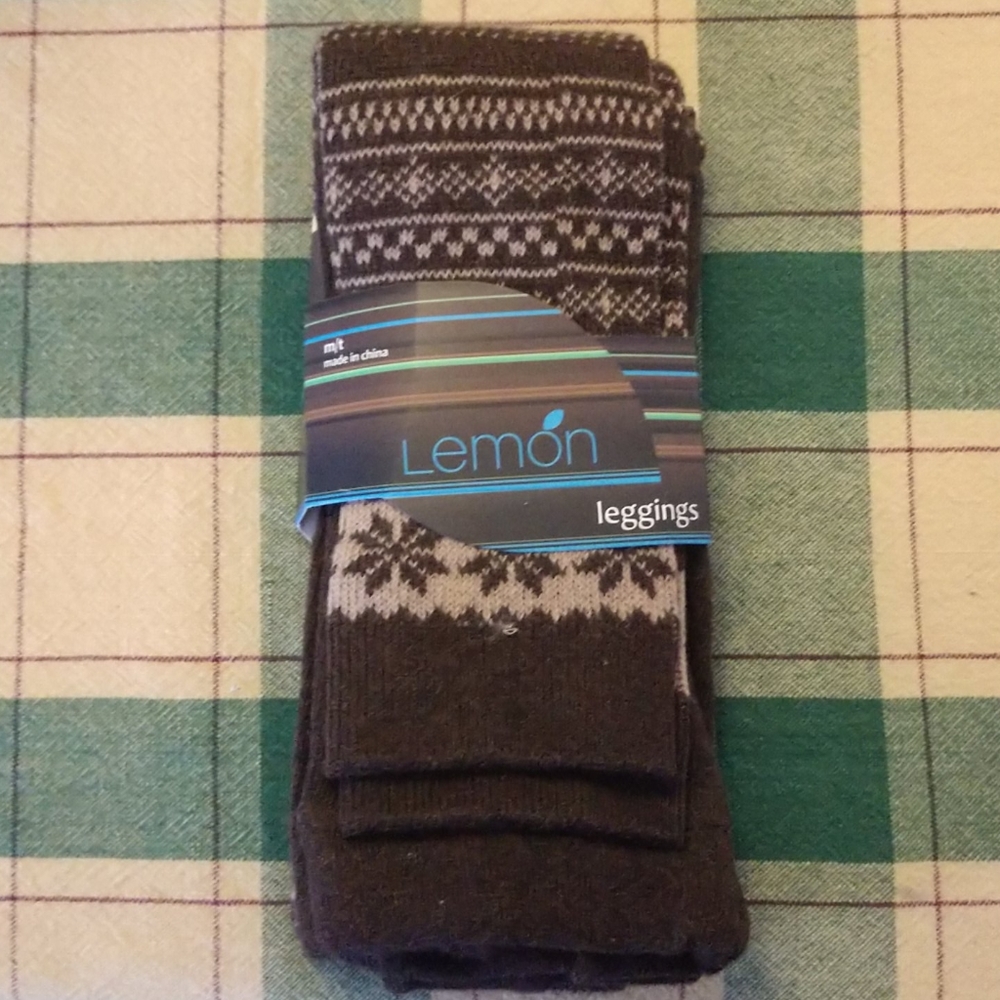 Lemon leggings NWT